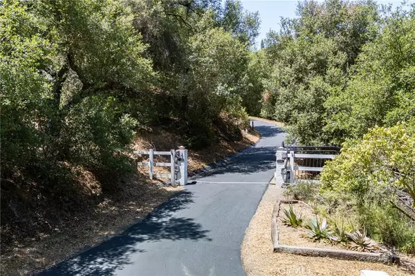 Temecula, CA 92590,43275 Calle Capistrano