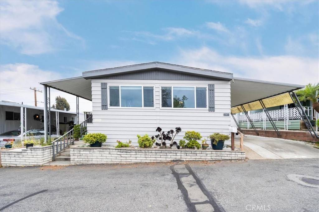 201 Bright Creek LN, Oceanside, CA 92056