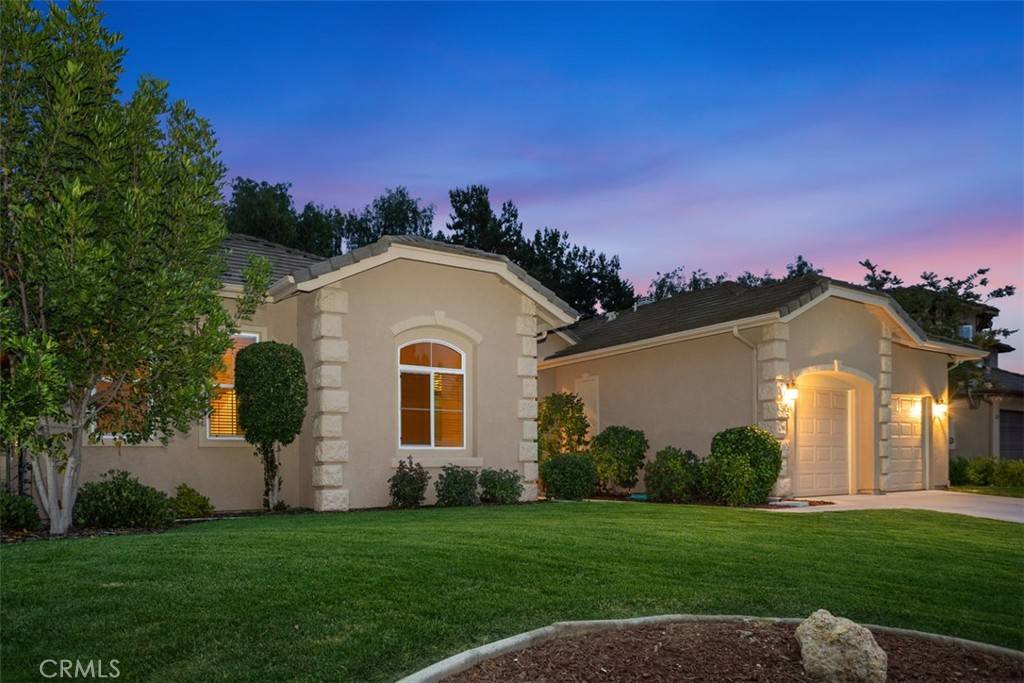 Fallbrook, CA 92028,608 Inverlochy DR