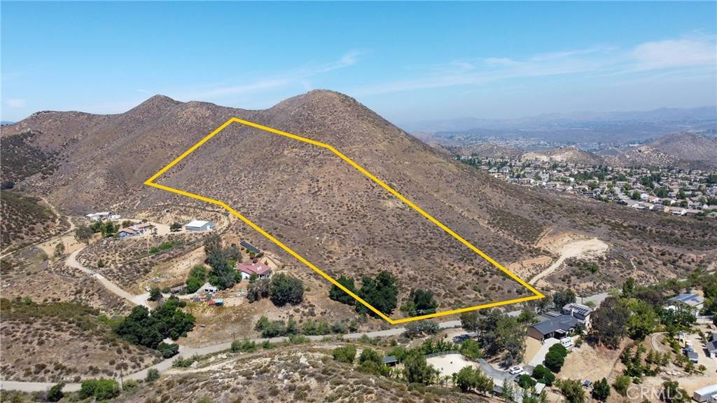 32350 Lost Road, Wildomar, CA 92595