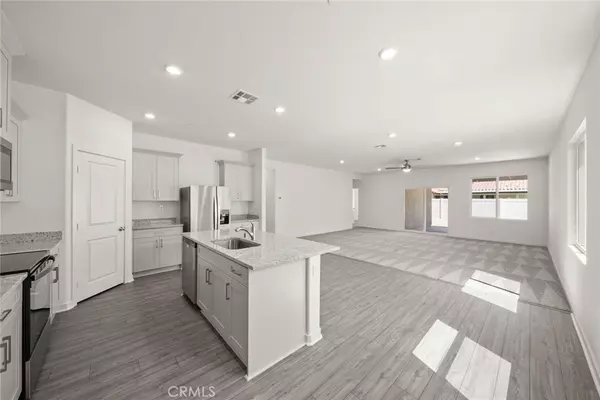 Indio, CA 92201,80523 Anacapa DR
