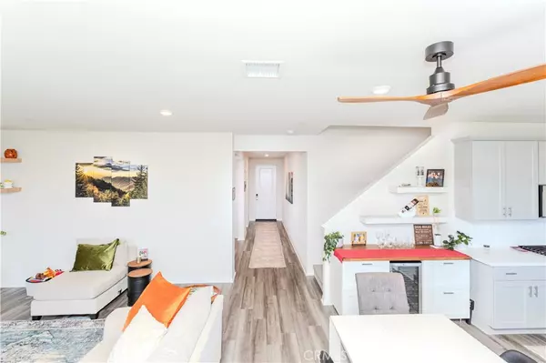 Valley Center, CA 92082,28252 Farm Creek way