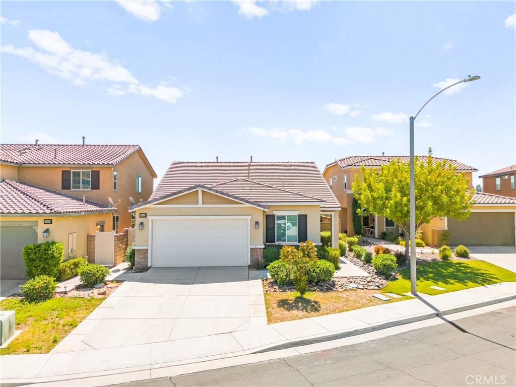 Lake Elsinore, CA 92532,36432 Chervil CT