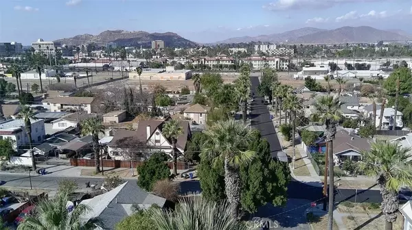 Riverside, CA 92507,2726 5th Street #2