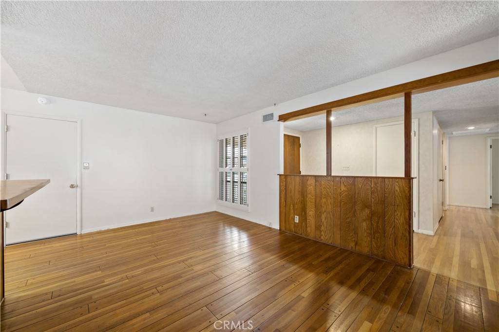 Orange, CA 92867,2534 E Hoover Ave