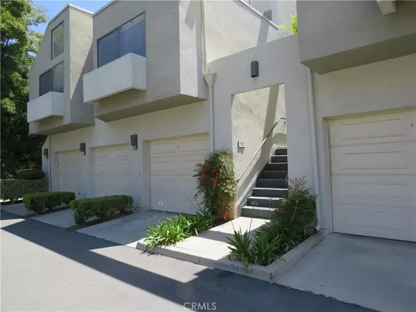 Orange, CA 92869,5744 E Creekside AVE #10