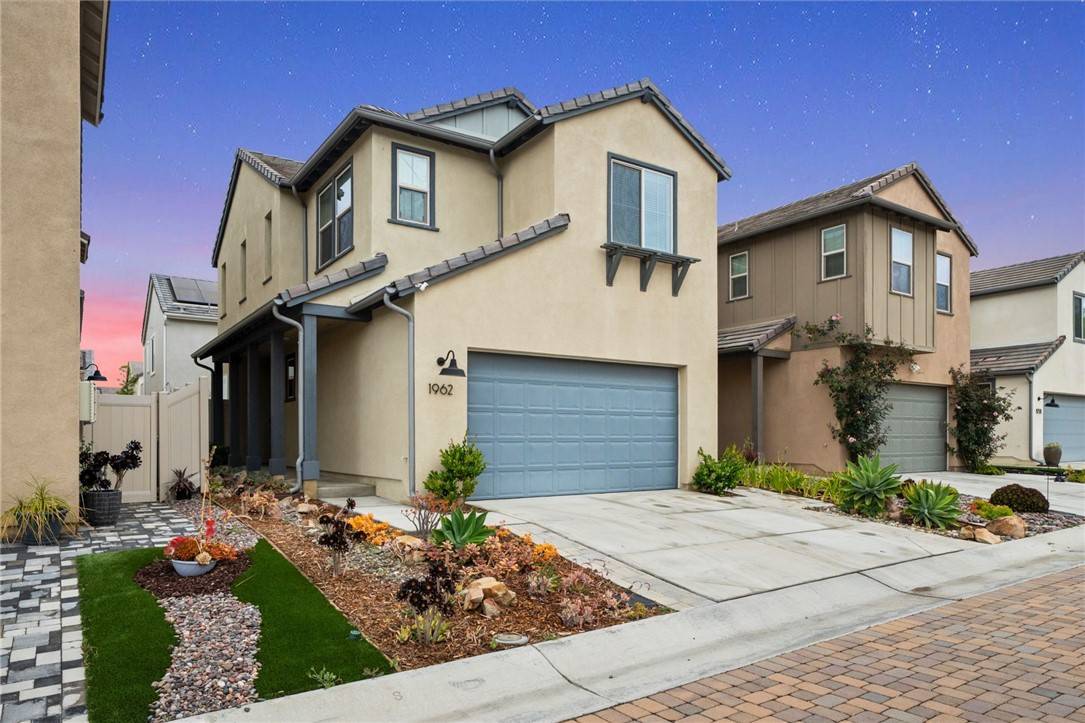 1962 Julie Dawn PL, Escondido, CA 92026