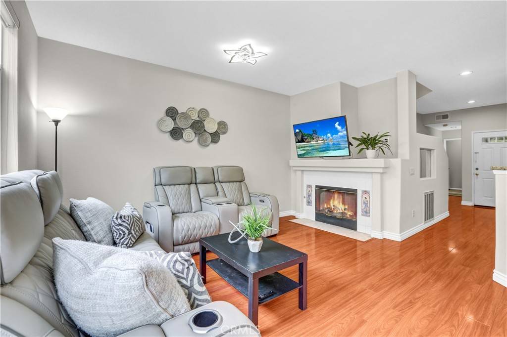 San Diego, CA 92128,12526 Heatherton CT #186