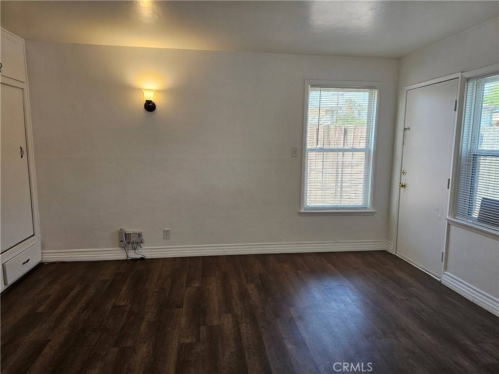 Lake Elsinore, CA 92530,114 S Kellogg ST