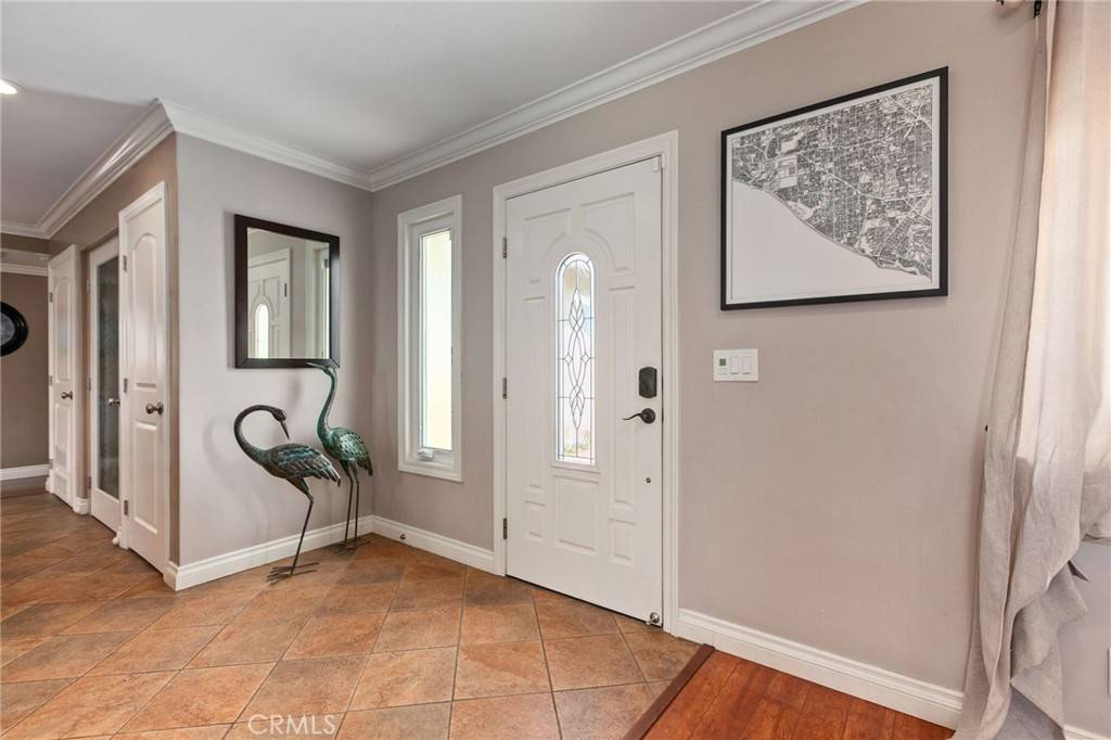 Huntington Beach, CA 92647,6791 Retherford DR