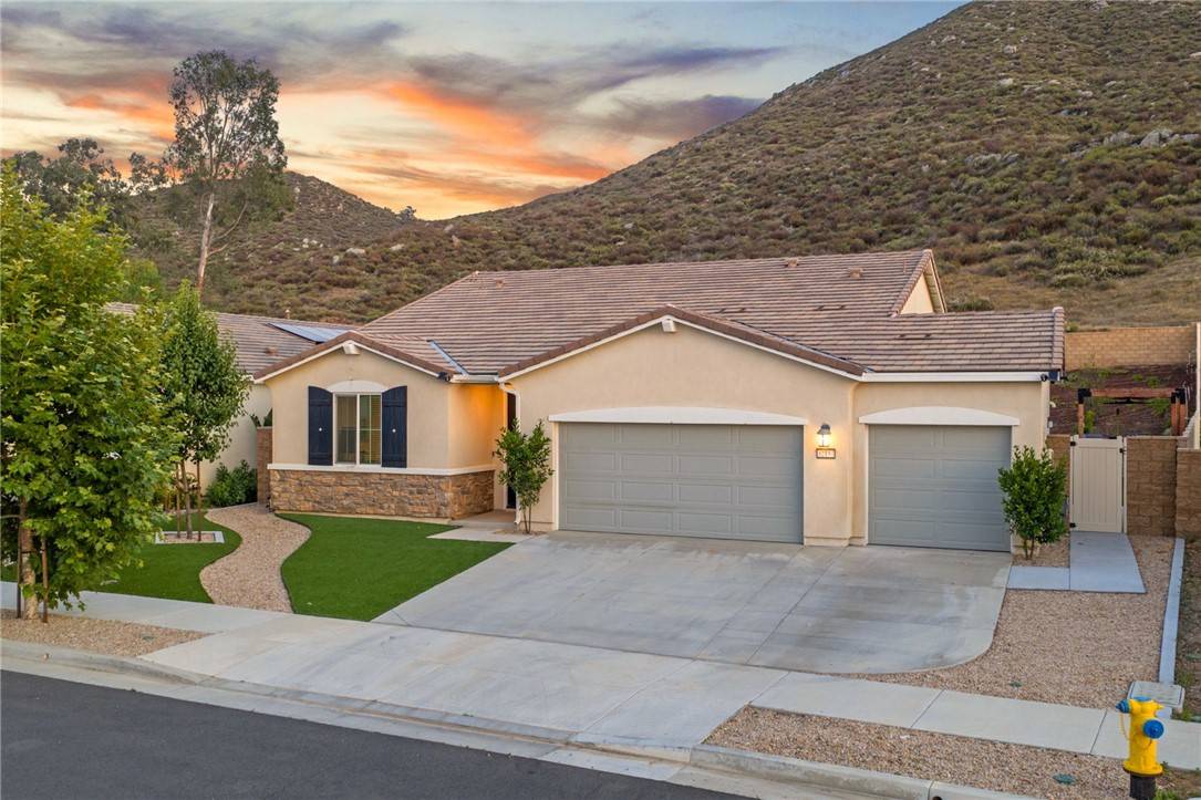 Winchester, CA 92596,32157 Prairie Crossing DR