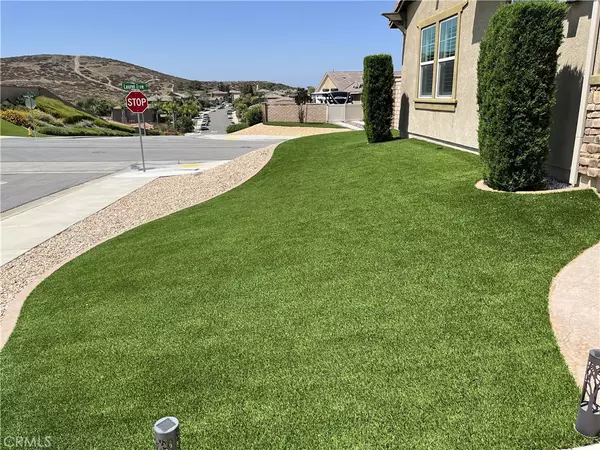 Winchester, CA 92596,32458 Daisy DR