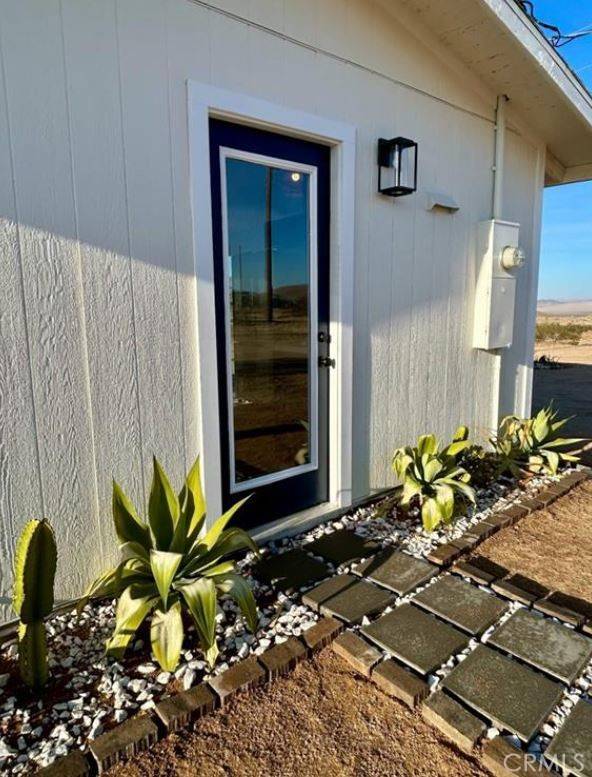 Landers, CA 92285,55354 El Lobo RD