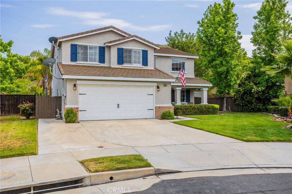Murrieta, CA 92562,23381 White Oak LN