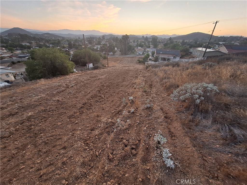 Menifee, CA 92587,0 Avenida De las flores
