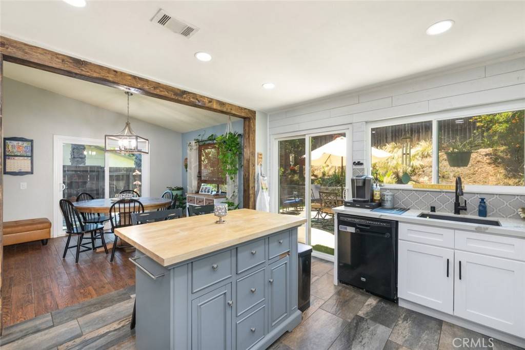 705 Old Bridge RD, Fallbrook, CA 92028