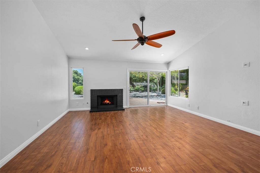 Fallbrook, CA 92028,4346 Los Padres DR