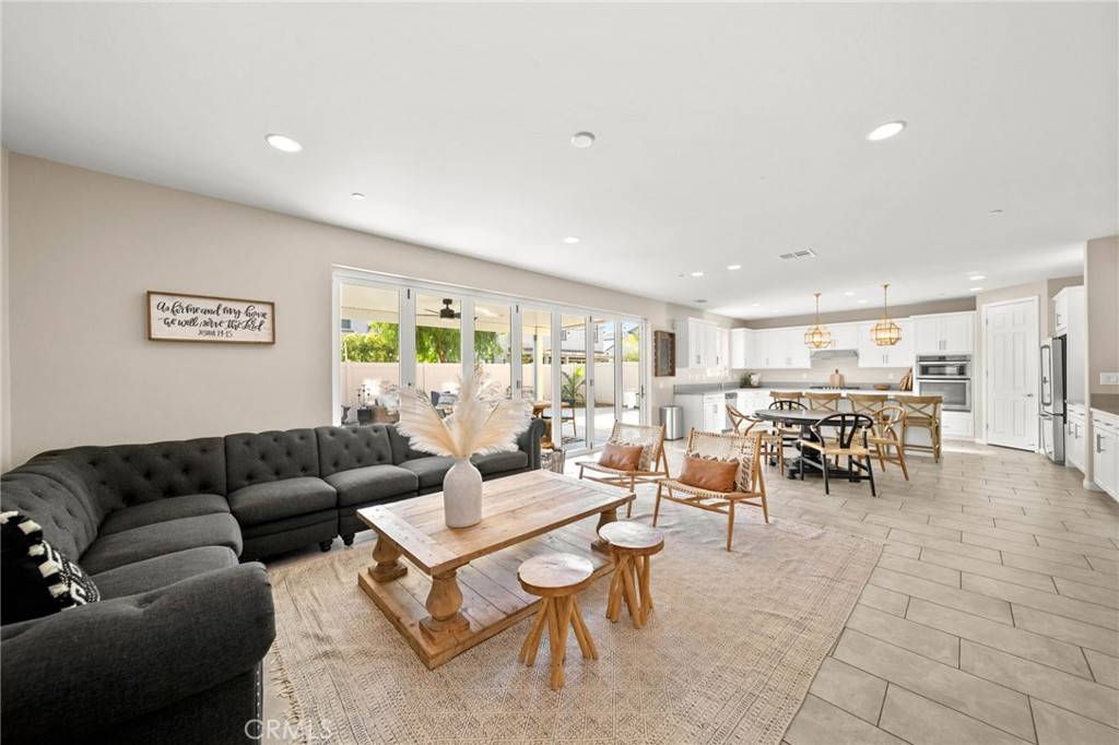 Temecula, CA 92591,39175 Triple Springs LN