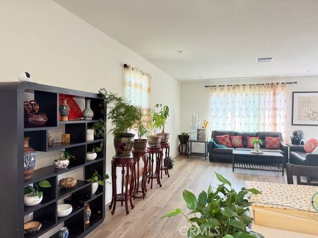 Riverside, CA 92507,7676 Nectarsweet DR