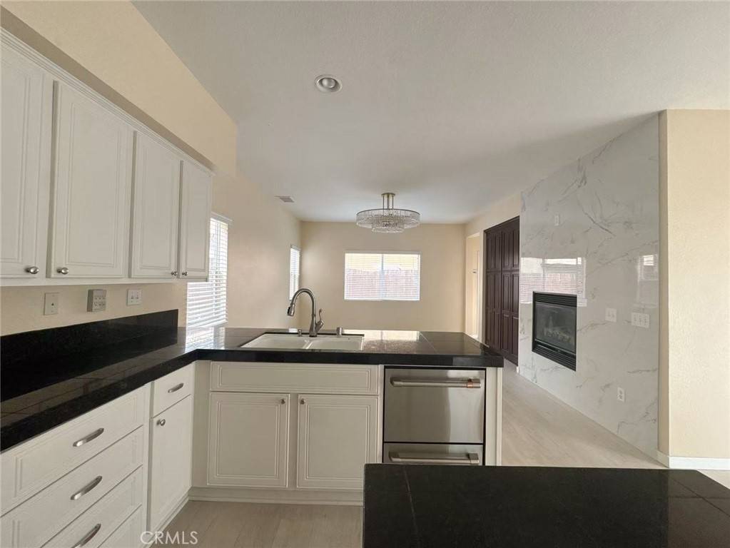 Murrieta, CA 92563,26242 Heritage Union LN