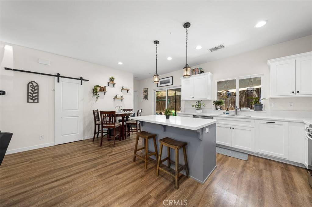 El Cajon, CA 92019,717 Lingel DR