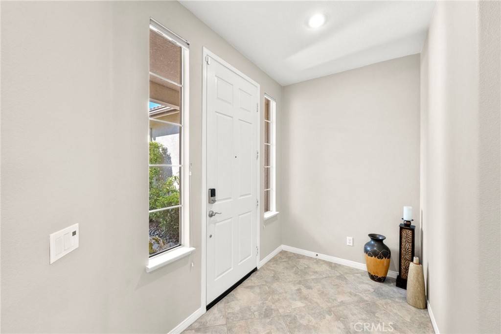 Temecula, CA 92592,33818 Channel ST