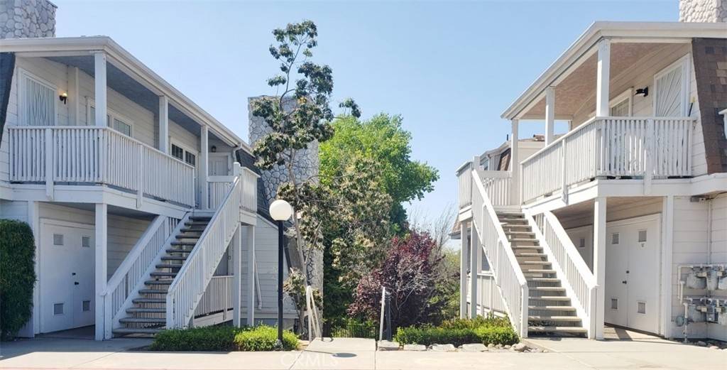 Oceanside, CA 92057,5094 Via Manos #A