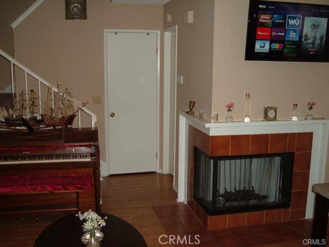 Simi Valley, CA 93065,2452 Chandler Ave. #1