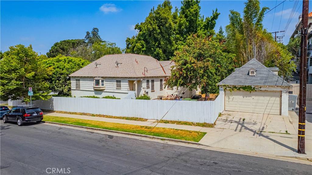 Los Angeles, CA 90024,1536 Malcolm AVE