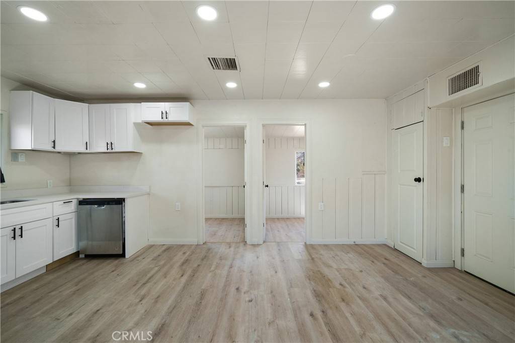 Yucca Valley, CA 92284,7888 Victor