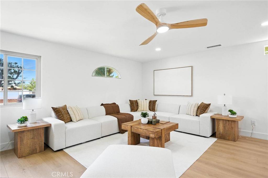 Poway, CA 92064,12602 Roberto WAY