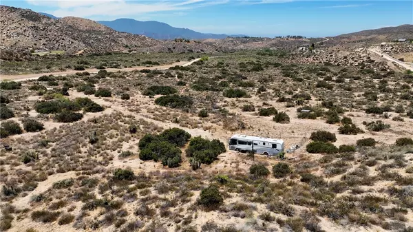 Aguanga, CA 92536,31 Sycamore Falls
