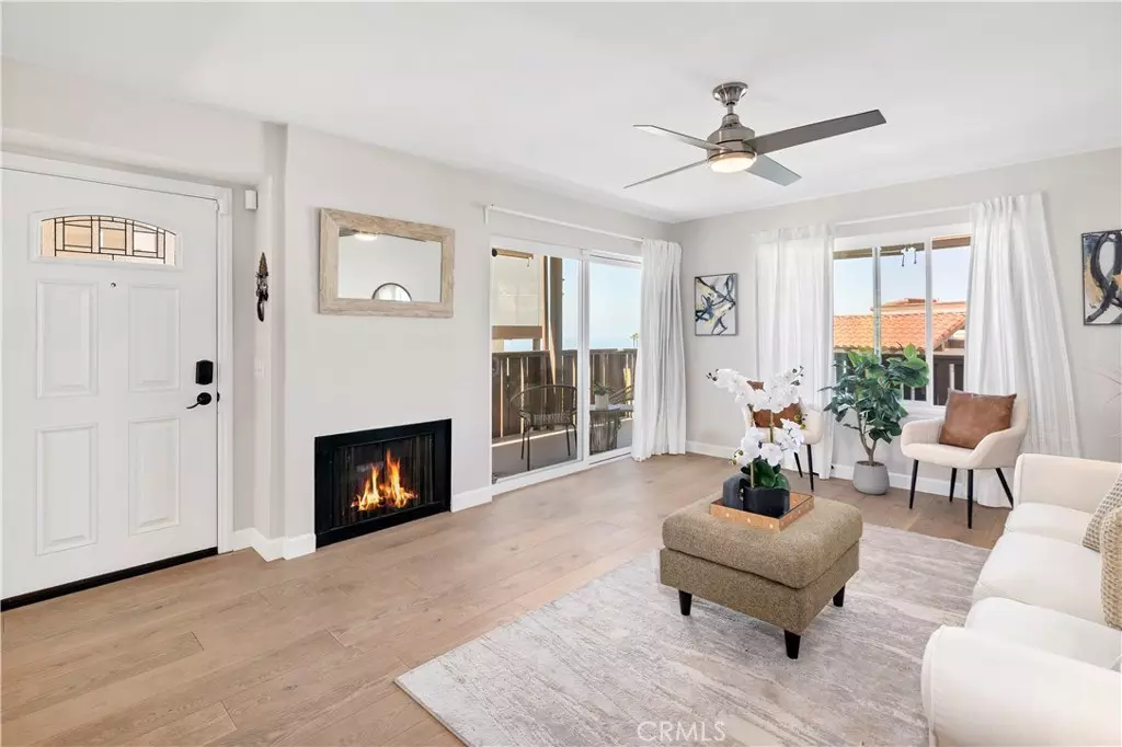San Clemente, CA 92673,881 Calle Pluma