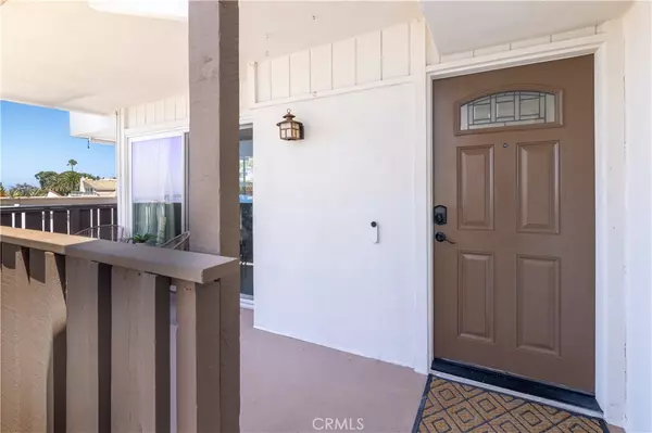 San Clemente, CA 92673,881 Calle Pluma
