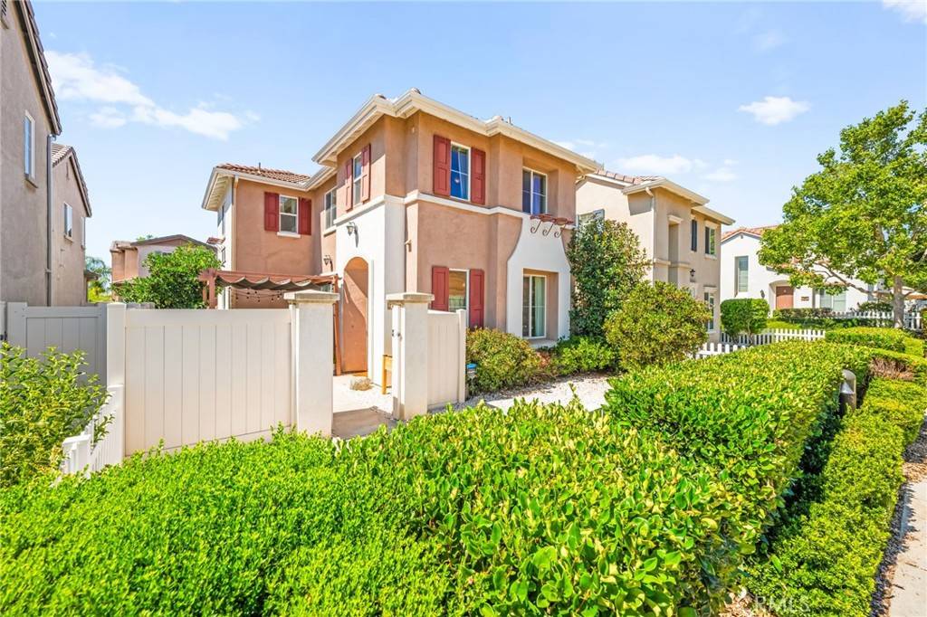 Murrieta, CA 92562,27620 Desert Gold CT