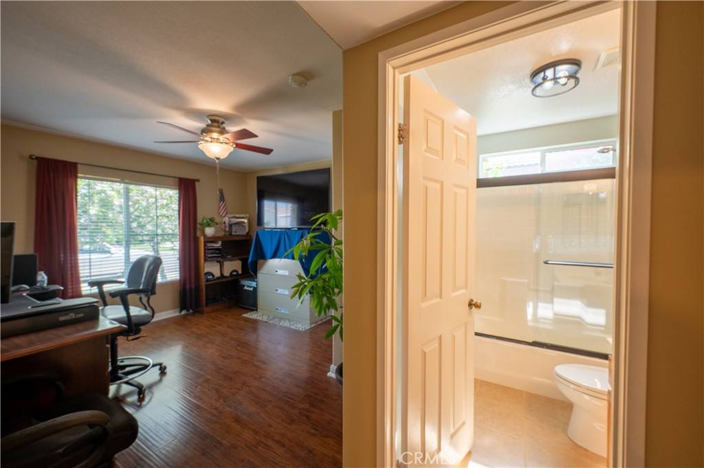Winchester, CA 92596,32125 Bandelier RD