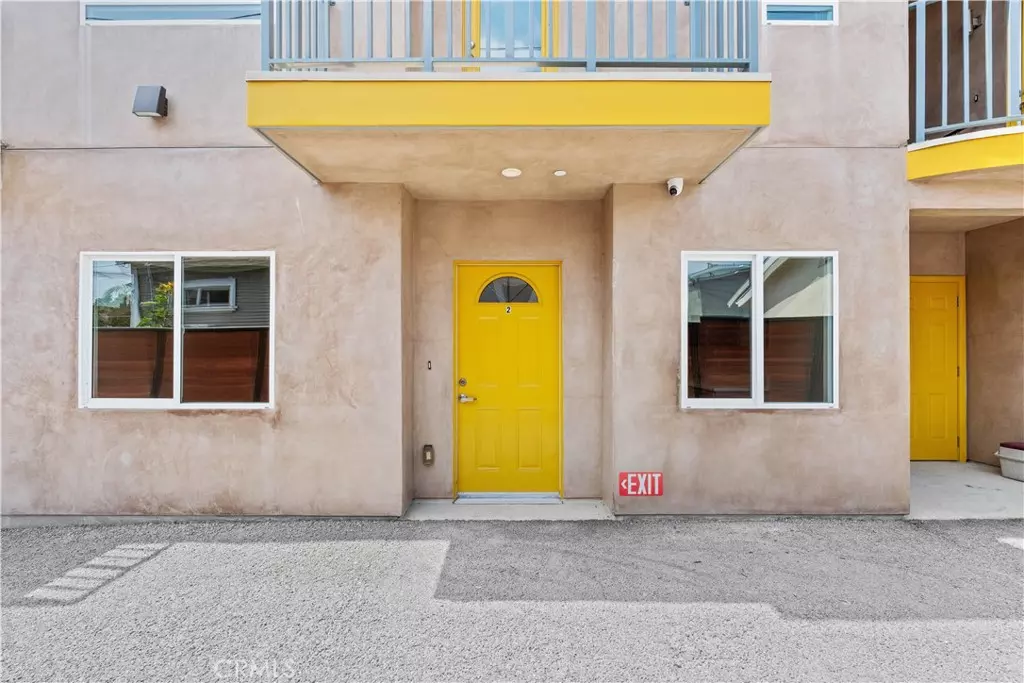 Cypress Park, CA 90065,217 W Avenue 37 #2