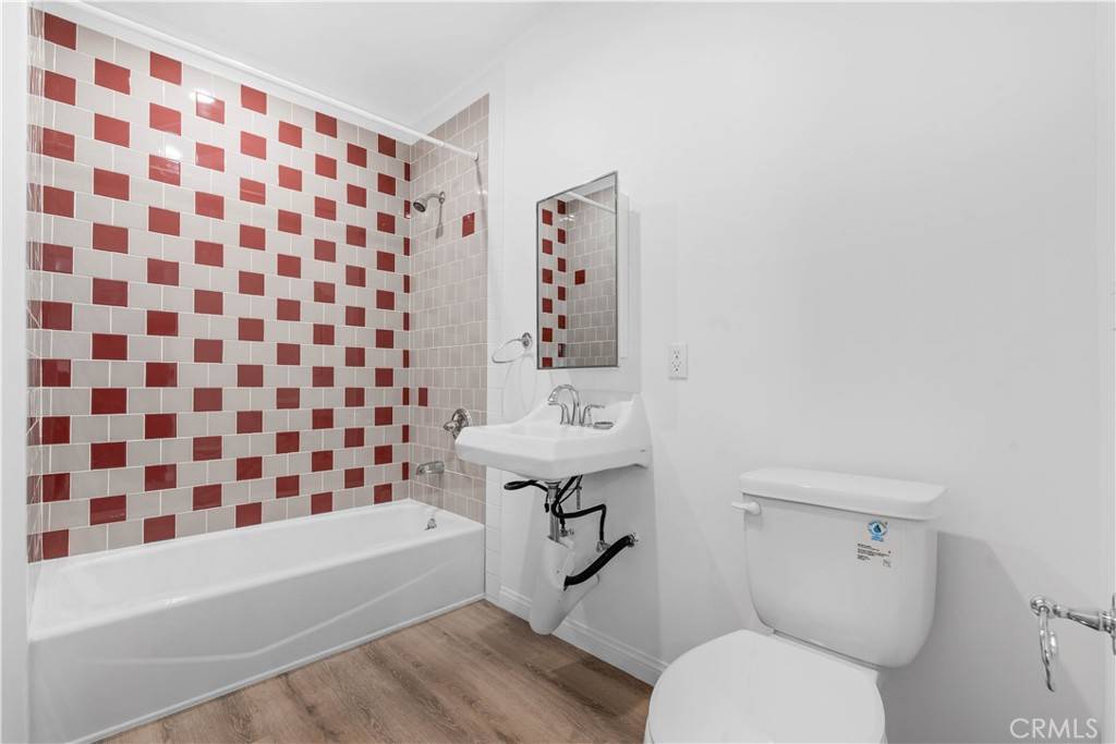 Cypress Park, CA 90065,217 W Avenue 37 #2