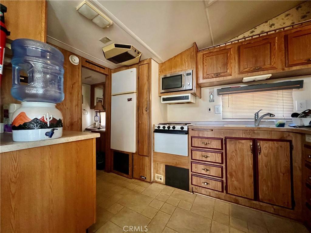 Hemet, CA 92545,1295 S Cawston Ave #334