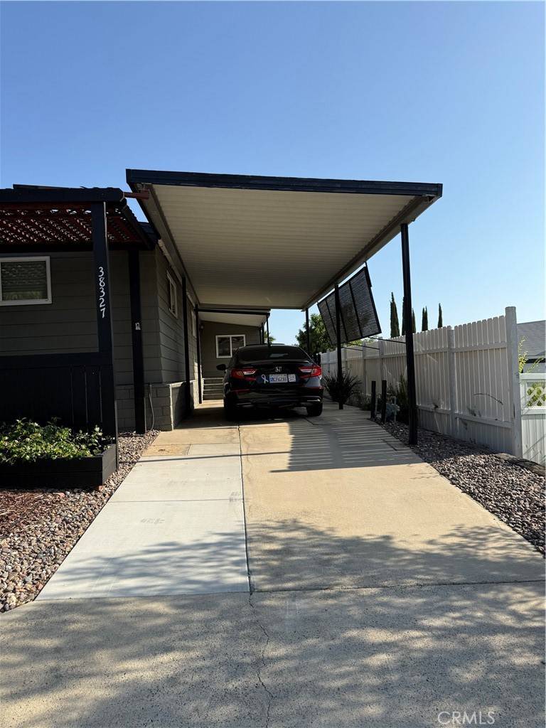 Murrieta, CA 92563,38327 Via La Paloma
