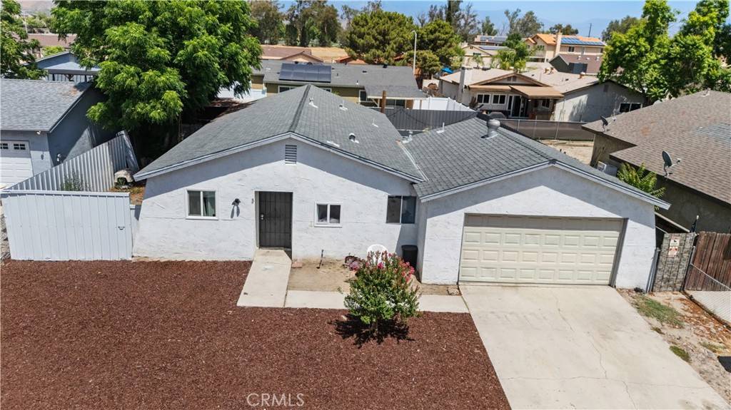 San Jacinto, CA 92583,773 S Camino Los Banos