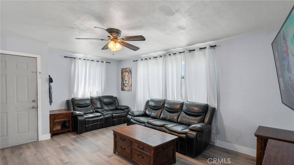San Jacinto, CA 92583,773 S Camino Los Banos