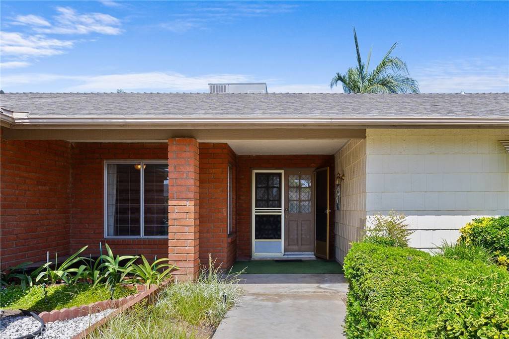 Menifee, CA 92586,27035 Howard ST