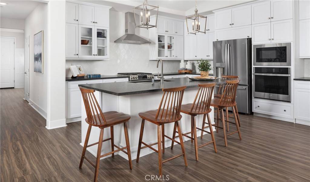 Tehachapi, CA 93561,233 Carmelita LN