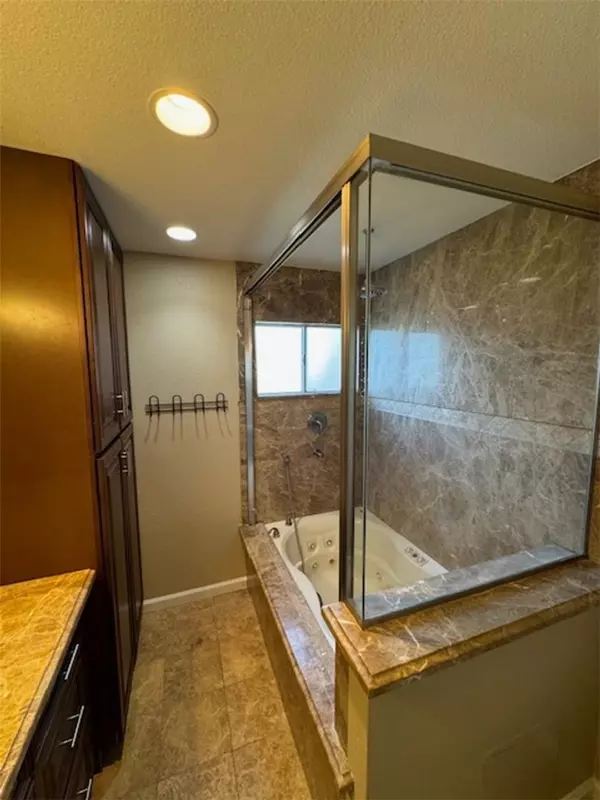 Hemet, CA 92543,30303 Stephanie ST