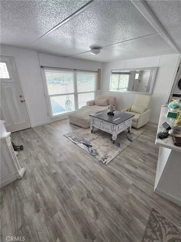 Canyon Lake, CA 92587,22725 Skylink DR