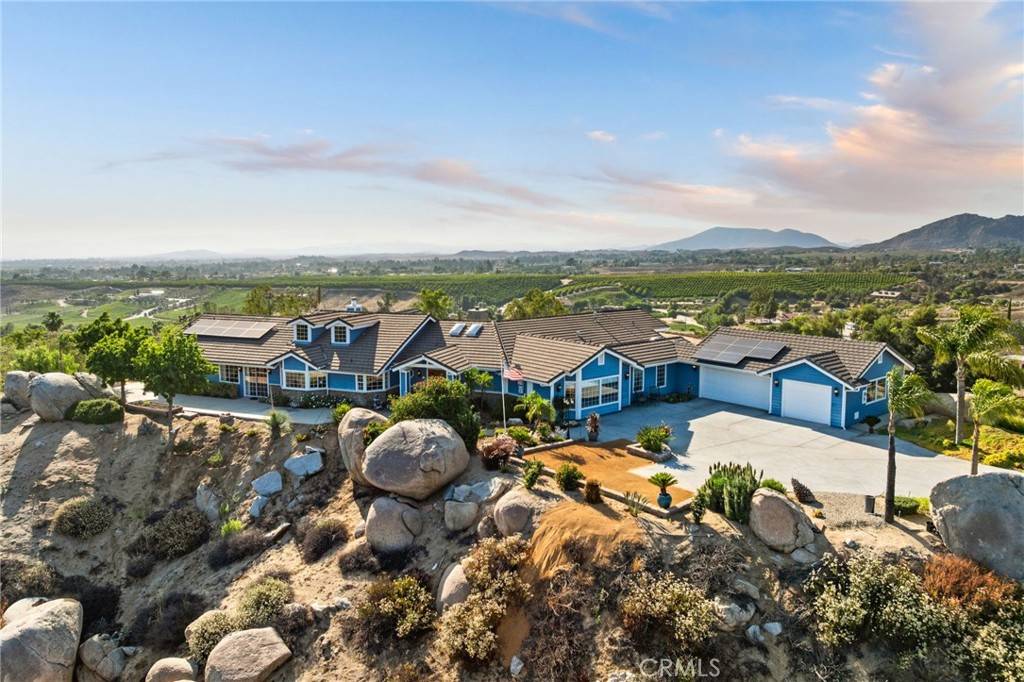 40115 Via Cordova, Temecula, CA 92592