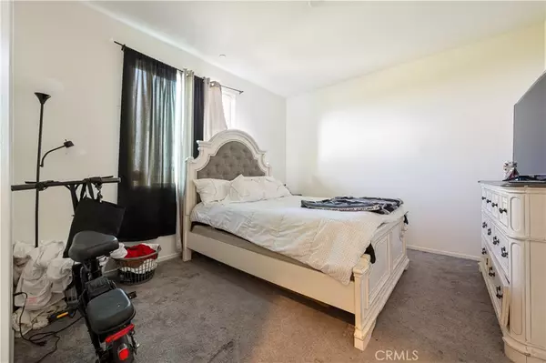 San Diego, CA 92154,5240 Beachfront Cove ST #89