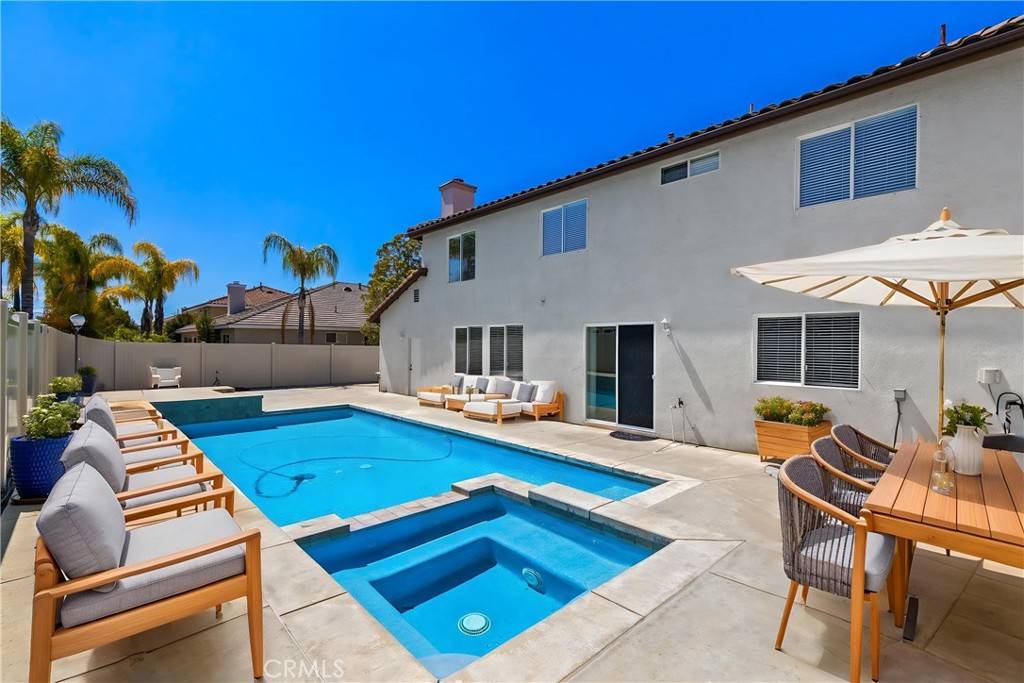 26054 Pine ST, Murrieta, CA 92563