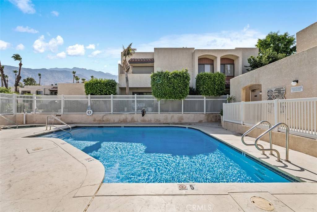Palm Springs, CA 92262,200 E Racquet Club Rd #69